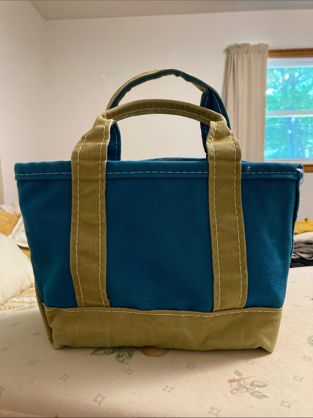 L.L. Bean Teal Canvas Tote with Olive Handles and Base